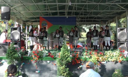 Zilele comunei Tașca – Ansamblul folcloric “Izvoarele Borcutului”