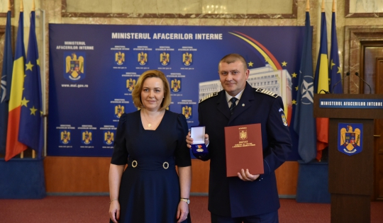 Polițist din Neamț distins cu Emblema de Onoare a Ministerului Afacerilor Interne!