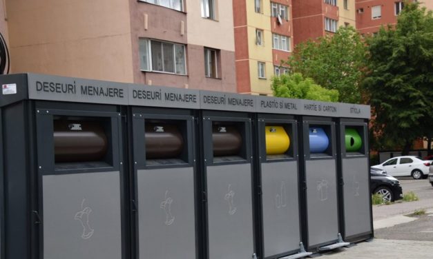 Se înlocuiesc pubelele pentru deșeuri în cartierele Mărăței și 1 Mai